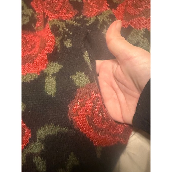 BY DESIGN Black Red Rose Floral Knit Long Cardigan Sweater Womens Small - Picture 8 of 8